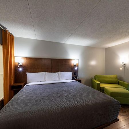 Hotel & Suites Normandin Quebec المظهر الخارجي الصورة