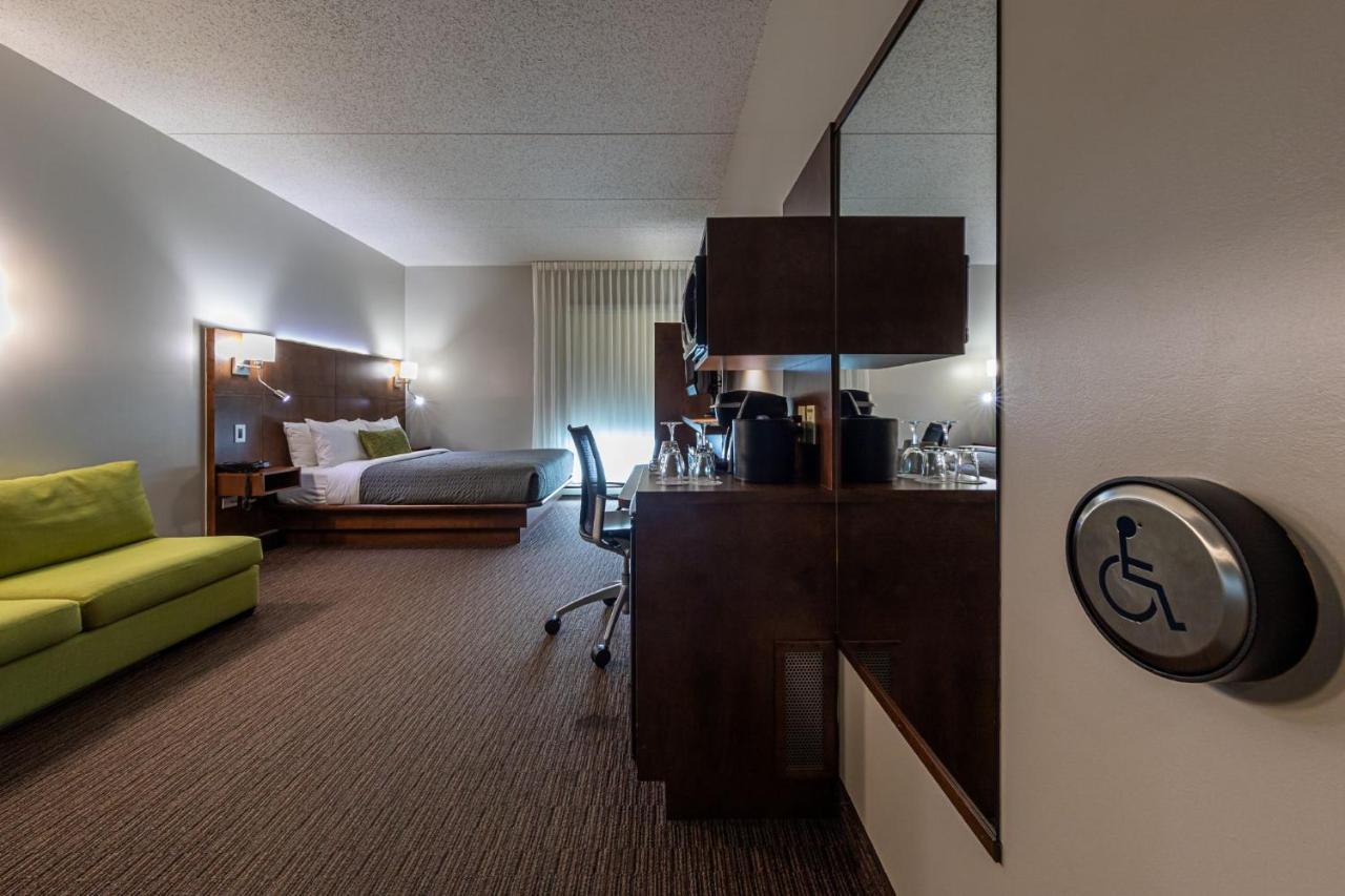 Hotel & Suites Normandin Quebec المظهر الخارجي الصورة