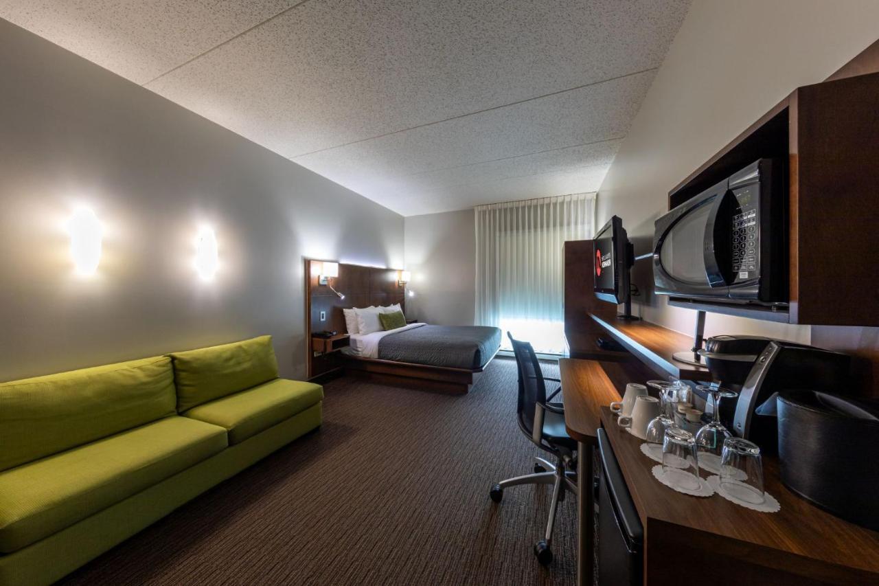 Hotel & Suites Normandin Quebec المظهر الخارجي الصورة