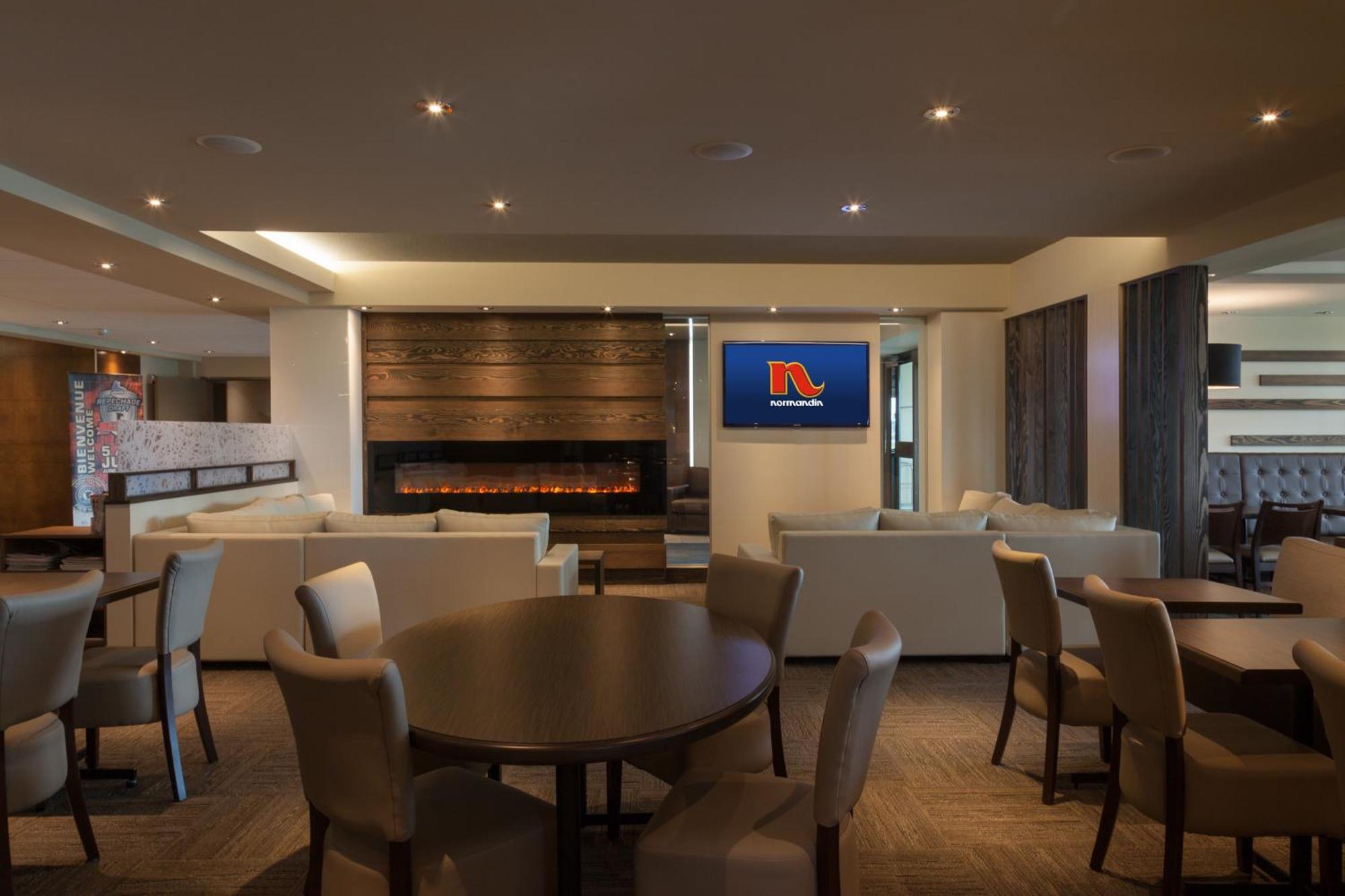 Hotel & Suites Normandin Quebec المظهر الخارجي الصورة