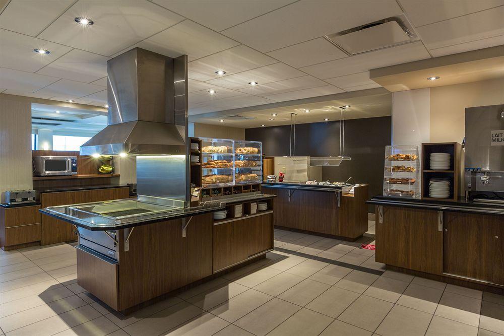 Hotel & Suites Normandin Quebec المظهر الخارجي الصورة