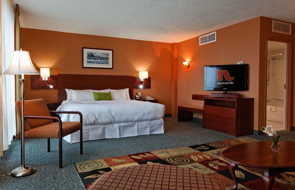 Hotel & Suites Normandin Quebec المظهر الخارجي الصورة